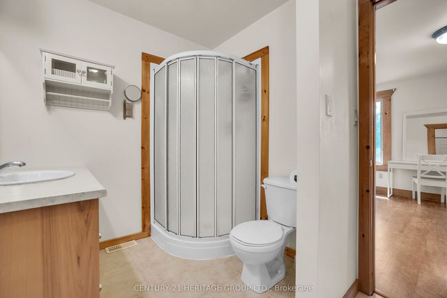 1258 Shannon Rd, House other with 4 bedrooms, 3 bathrooms and 25 parking in Plainfield ON | Image 10