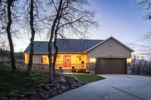 8101 W Step Mountain Rd, Herriman, UT, 84096-3610 | Card Image