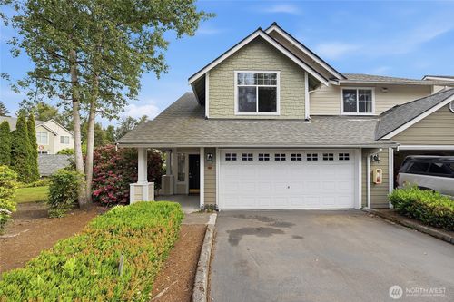 j101-13000 Admiralty Way, Everett, WA, 98204-6272 | Card Image