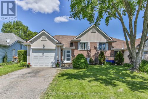 22 Beckett Boulevard, Tillsonburg, ON, N4G5N1 | Card Image