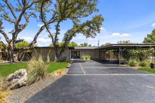 10510 Sunflower Ln, San Antonio, TX, 78213-1621 | Card Image