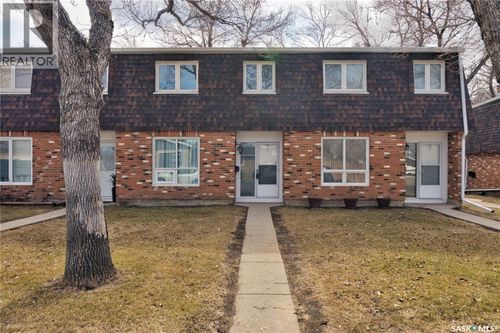 25 Spruceview Rd, Regina, SK, S4R0E1 | Card Image
