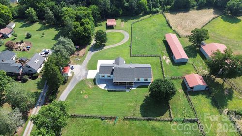 5008 Steele Village Rd, Rock Hill, SC, 29730-8630 | Card Image