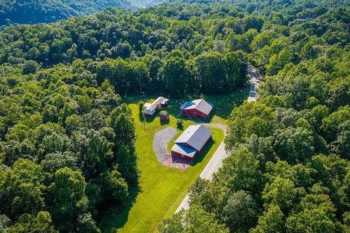 5088 Baptist Ridge Rd, Hilham, TN, 38568-6027 | Card Image