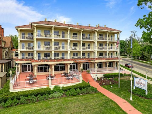 412-335 Wrigley Drive, Lake Geneva, WI, 53147 | Card Image