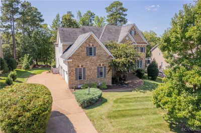 View of front of property with a front lawn | Image 3