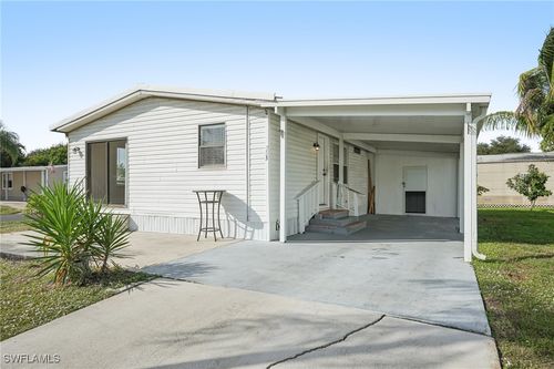 53-53 Grosbeak Ln, NAPLES, FL, 34114-3011 | Card Image