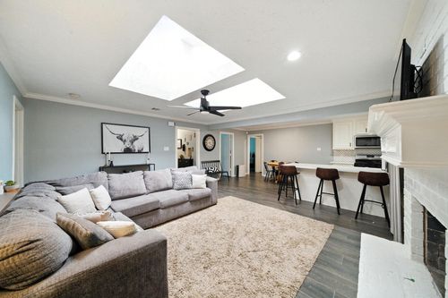 10322 Sageplum Dr, Houston, TX, 77089-4412 | Card Image
