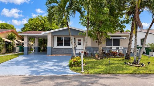 4919 Nw 52nd St, Tamarac, FL, 33319-3238 | Card Image