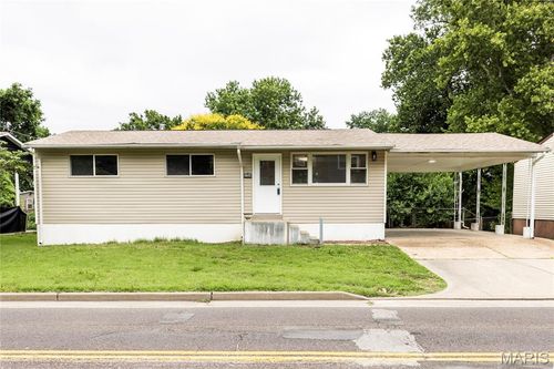 2266 Starling Airport Rd, Arnold, MO, 63010-1638 | Card Image