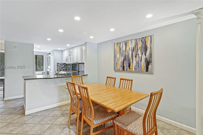 APT-54 - 26 S Forest Beach Dr, Condo with 2 bedrooms, 3 bathrooms and null parking in Hilton Head Island SC | Image 13