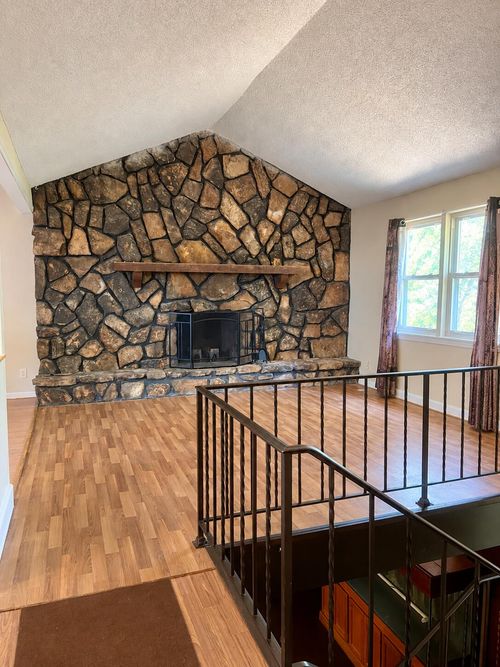2079 Talking Rocks Rd, Reeds Spring, MO, 65737-8699 | Card Image