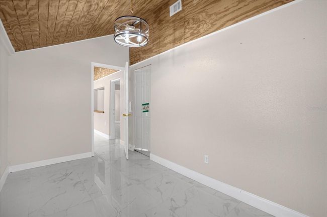 Bedroom 3 | Image 17