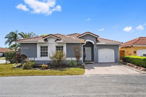 8050 Sw 157th Pl, Miami, FL, 33193-3099 | Card Image