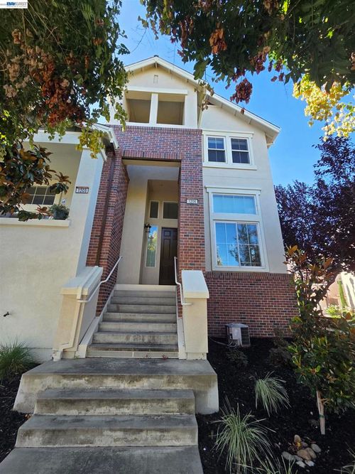 2985 1st St, Livermore, CA, 94550-2112 | Card Image