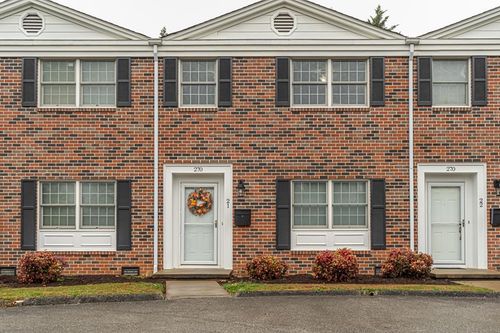 270 Jefferson Cir, Abingdon, VA, 24210-2251 | Card Image