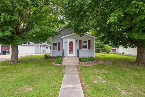 222 Pine Street, WRIGHTSTOWN, WI, 54180 | Card Image