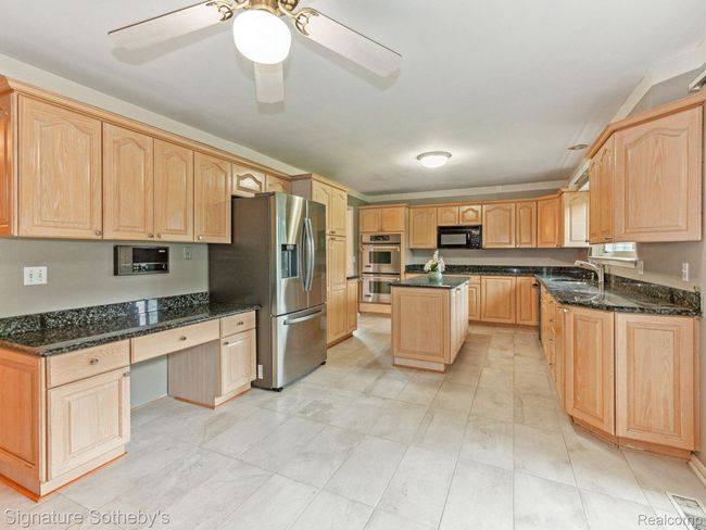 1821 Argosy Ct, House other with 4 bedrooms, 4 bathrooms and null parking in Bloomfield Township MI | Image 8