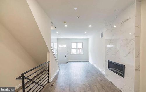 1439 S Taylor St, PHILADELPHIA, PA, 19146-4009 | Card Image