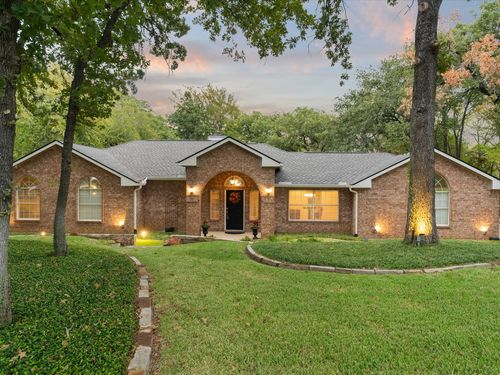 701 Pearl Cv, Oak Point, TX, 75068-2271 | Card Image