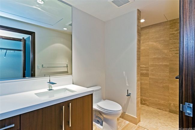 APT-1110 - 1555 Kapiolani Blvd, House other with 2 bedrooms, 2 bathrooms and 2 parking in Honolulu HI | Image 11