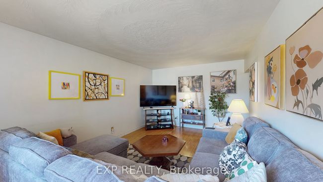 769 Olive Ave, House other with 4 bedrooms, 1 bathrooms and 4 parking in Oshawa ON | Image 9