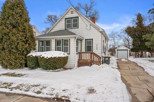 925 Harding Avenue, Waukesha, WI, 53186 | Card Image