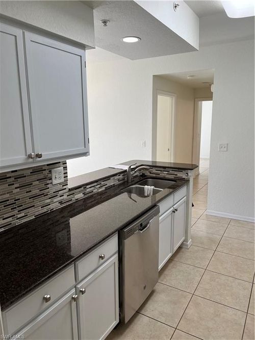 apt-418-4690 Saint Croix Ln, NAPLES, FL, 34109-3559 | Card Image