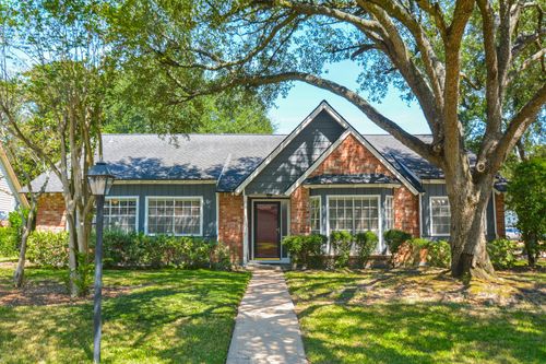 4131 Long Grove Dr, Seabrook, TX, 77586-4222 | Card Image