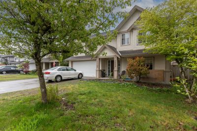 32954 Phelps Ave, House other with 5 bedrooms, 3 bathrooms and 4 parking in Mission BC | Image 1