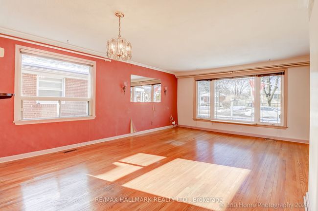 81 Sedgemount Dr, House other with 4 bedrooms, 2 bathrooms and 3 parking in Scarborough ON | Image 4