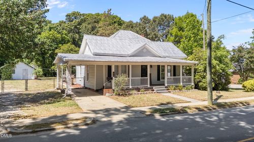 532 N Oneil St, Clayton, NC, 27520-1807 | Card Image