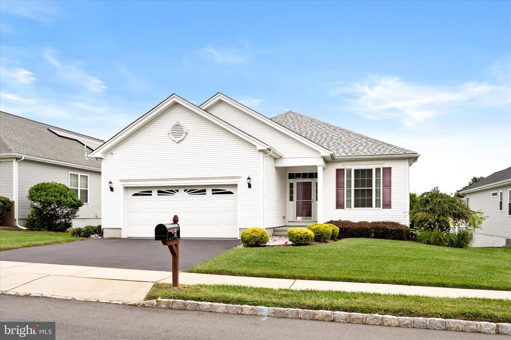 Foster Rd, Pennington, NJ 08534