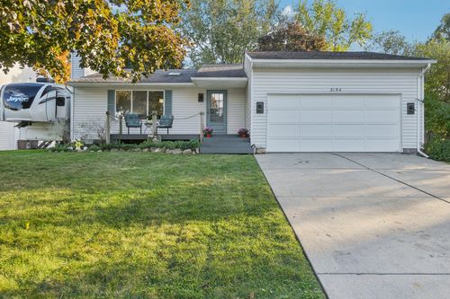 3154 Lake Dr, Highland, MI, 48356-2831 | Card Image
