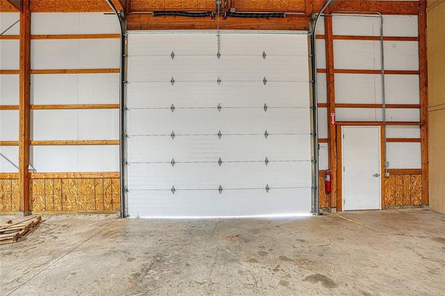 23003 N Frontage Rd, Home with 0 bedrooms, 0 bathrooms and null parking in Clinton OK | Image 4