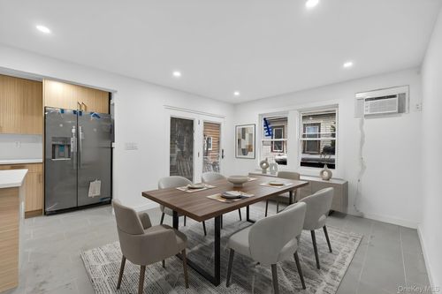 3079 Fearn Pl, Bronx, NY, 10465-4111 | Card Image