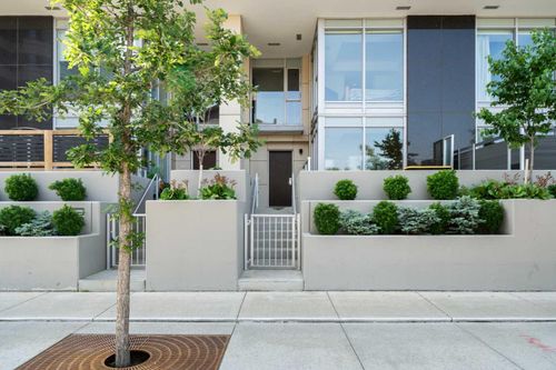 106-1025 5 Ave Sw, Calgary, AB, T2P1N4 | Card Image