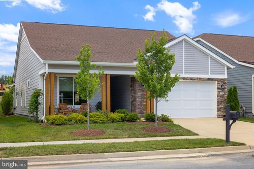 104 Foam Flower Dr, LAKE FREDERICK, VA, 22630-2295 | Card Image