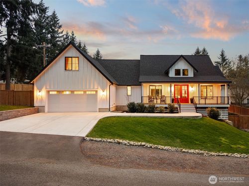 17905 28th St E, Lake Tapps, WA, 98391-6417 | Card Image