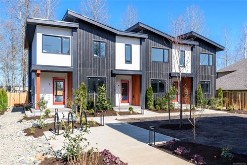 9-1590 Piercy Ave, Courtenay, BC, V9N3E9 | Card Image