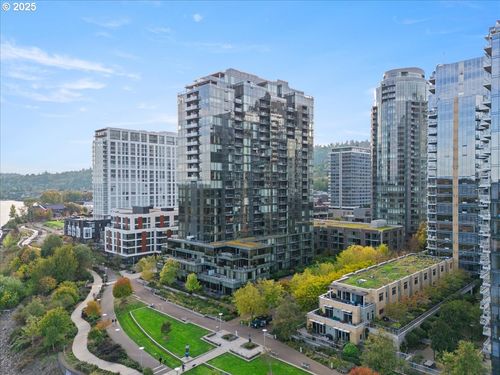 405-841 S Gaines St, Portland, OR, 97239-3132 | Card Image