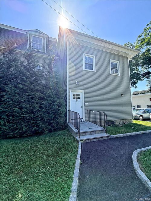 2-1143 E Main St, Shrub Oak, NY, 10588-1533 | Card Image