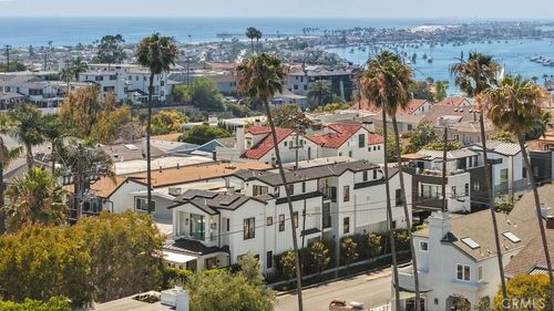 419 Goldenrod Ave, Corona del Mar, CA, 92625-2913 | Card Image