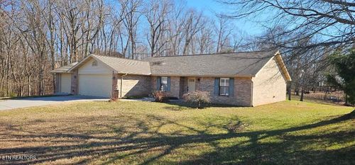 852 Eagle View Dr, Kodak, TN, 37764-2413 | Card Image