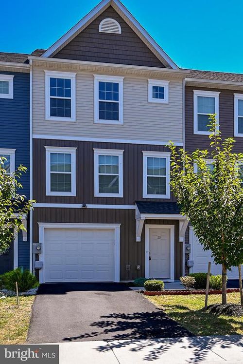 29 Starting Gate Place, MARTINSBURG, WV, 25404 | Card Image