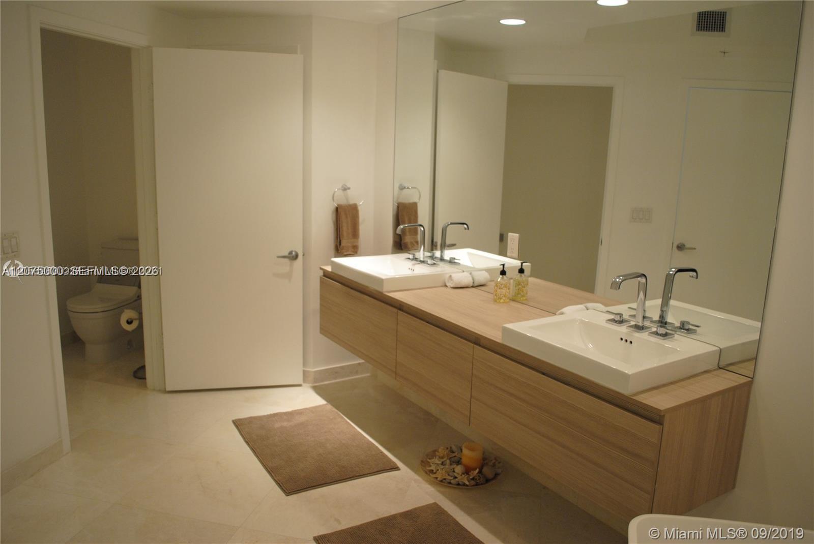 Residential Lease in North Miami Beach 4