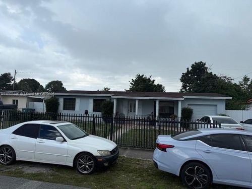 3730 Nw 194th St, Miami Gardens, FL, 33055-1935 | Card Image