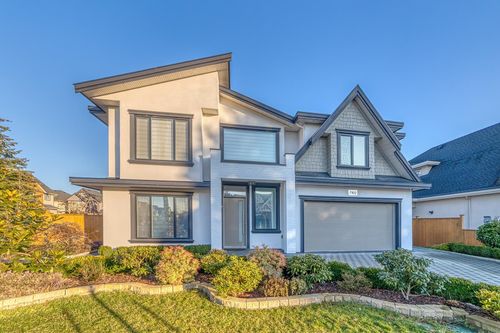 7102 Bridge St, Richmond, BC, V6Y2S7 | Card Image