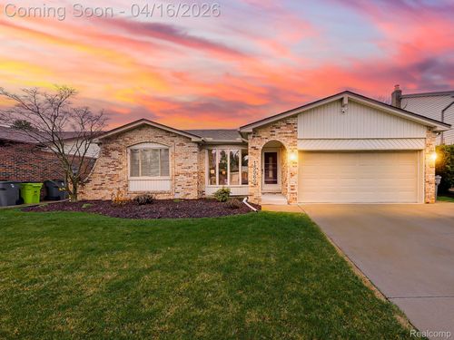 15969 Chelmsford St, Clinton Township, MI, 48038-3215 | Card Image