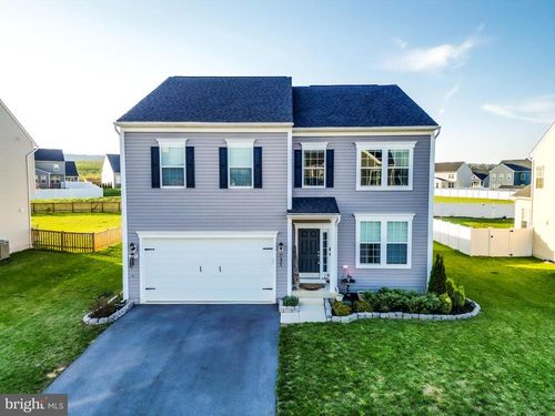 189 Voltaire St, GERRARDSTOWN, WV, 25420-1712 | Card Image